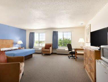Super 8 By Wyndham Rowlett East Dallas Area Hotel 2*