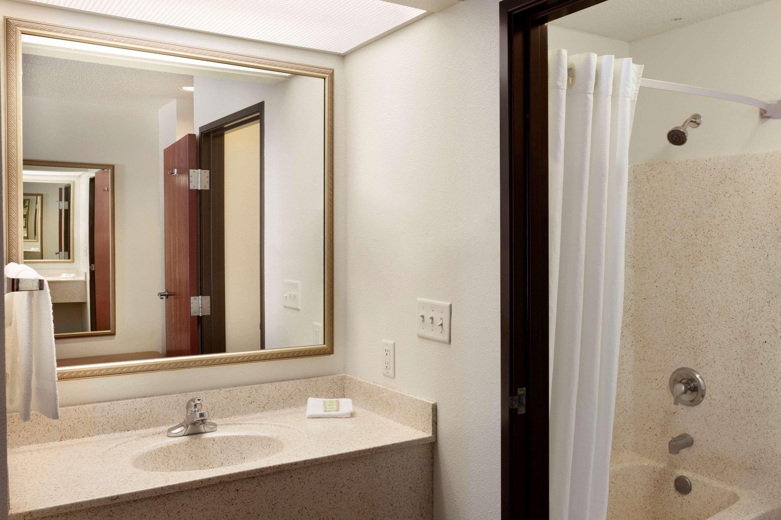 Hotel Super 8 By Wyndham Rowlett East Dallas Area 2*