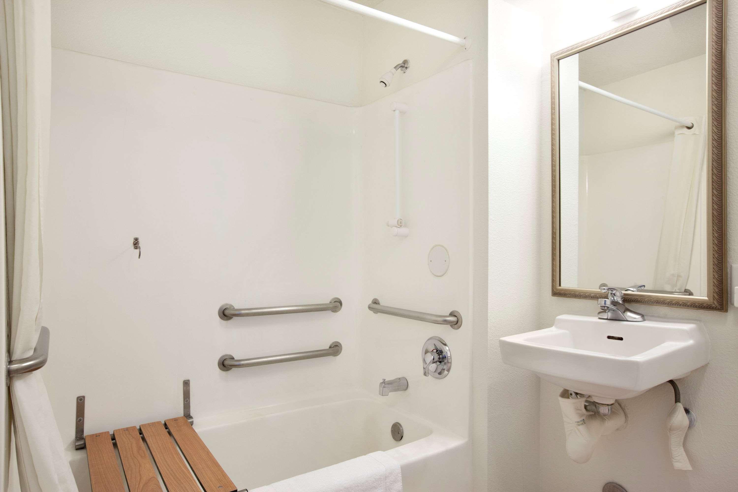 Hotel Super 8 By Wyndham Rowlett East Dallas Area Garland