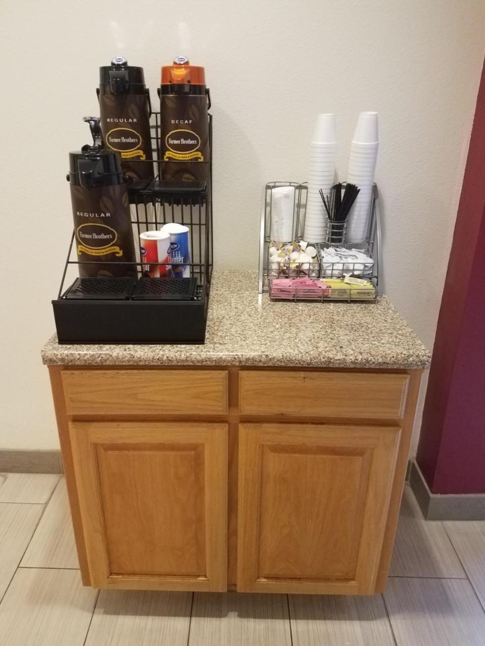 Super 8 By Wyndham Rowlett East Dallas Area 2*